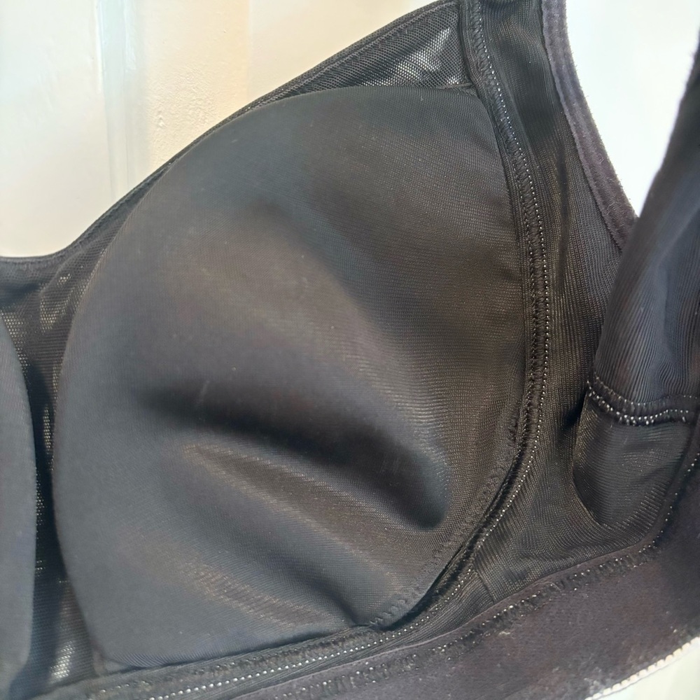 Lululemon Ta Ta Tamer II Hyper Stripe Angel Wing / Black 34C - Picture 12 of 12